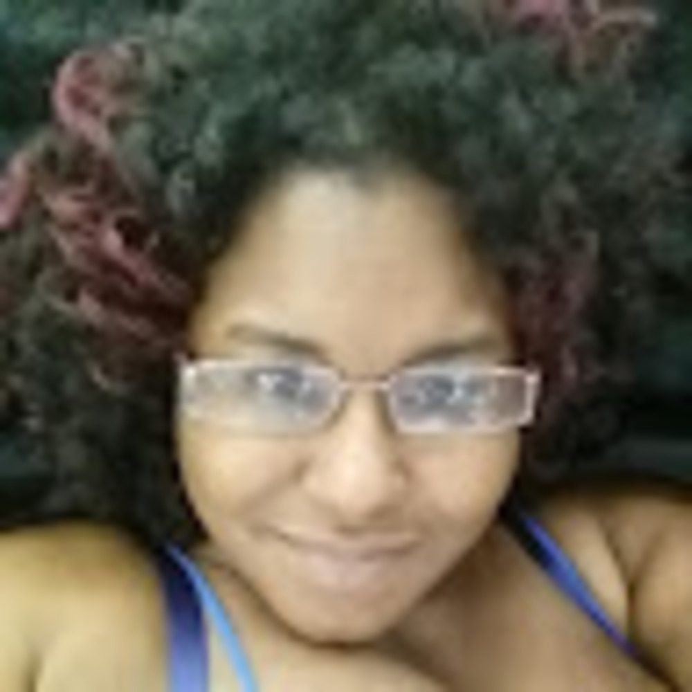 Meet your Posher, Do'monique